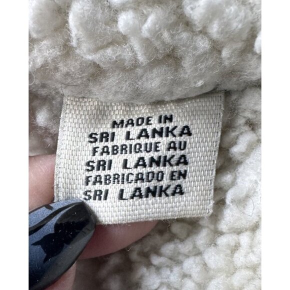 Levi's Women's Sz M Sherpa Lined Cropped Denim Trucker Jacket - Picture 6 of 13